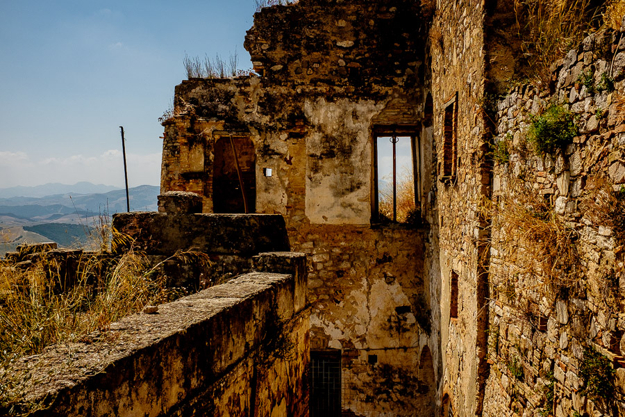 basilicata-in-moto-on-the-road-044